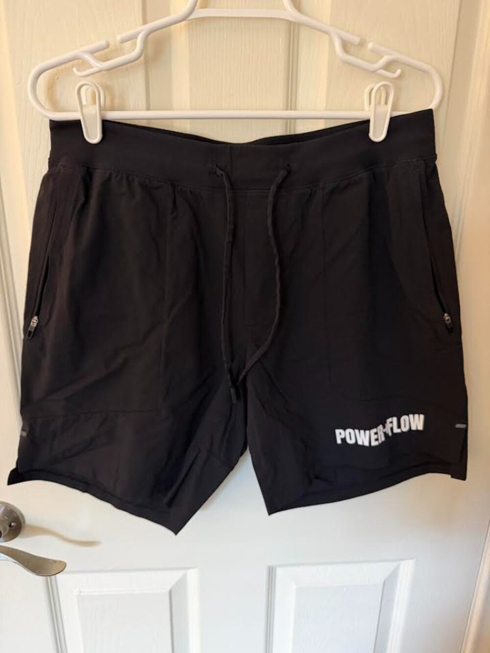 Lululemon Men's License to Train Shorts Large Black LL 7"